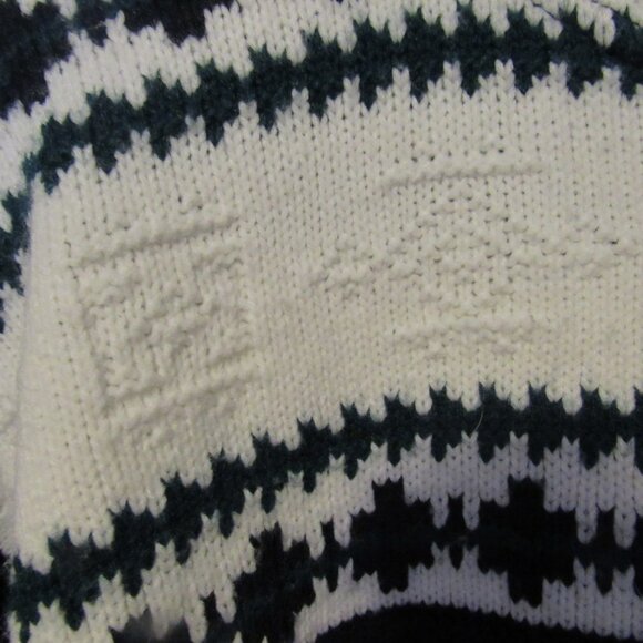 Vintage Club International by Tip Top Crew Neck Sweater Size M - Picture 4 of 6